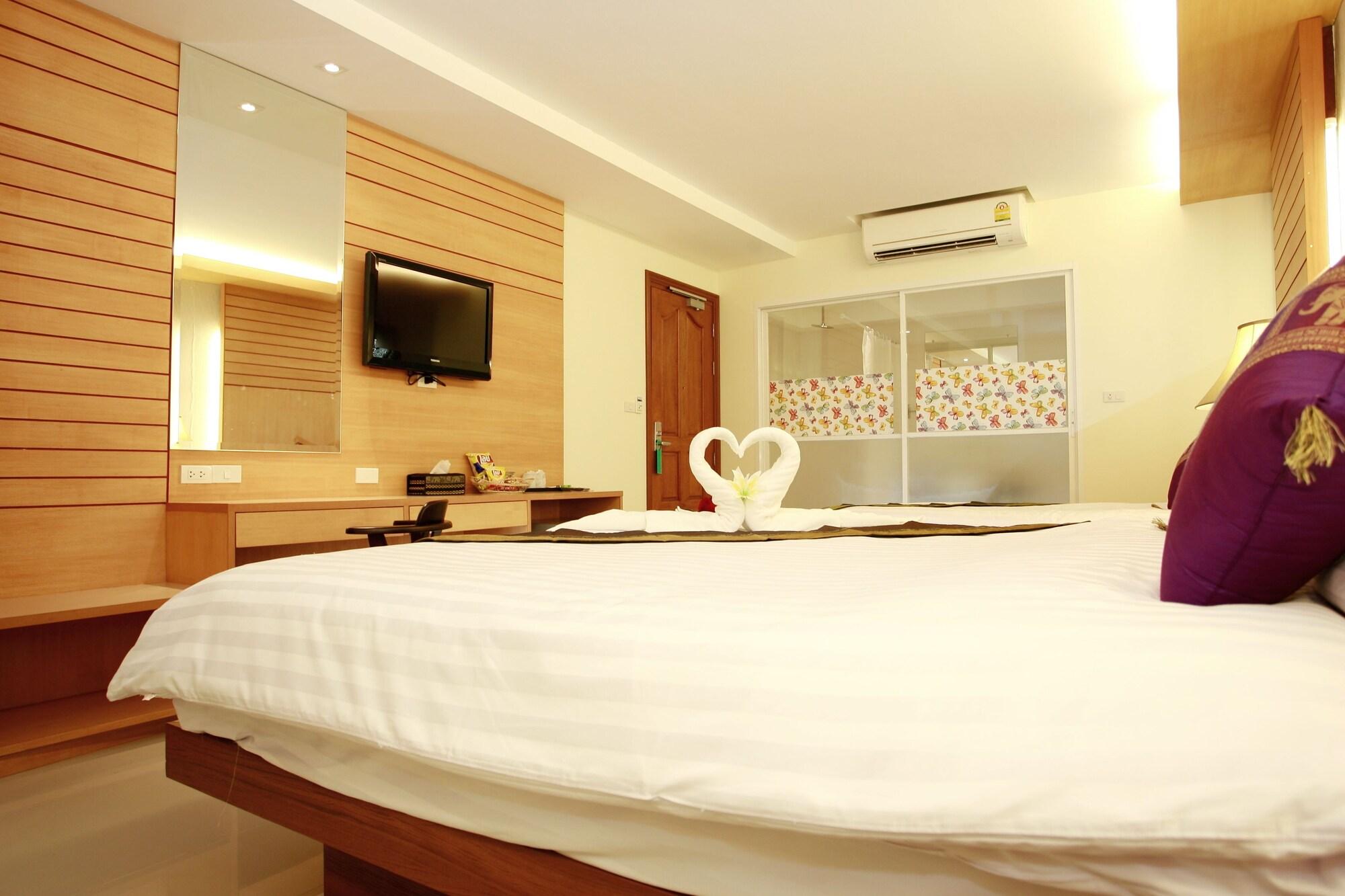 Patong Terrace Boutique Hotel Exterior photo