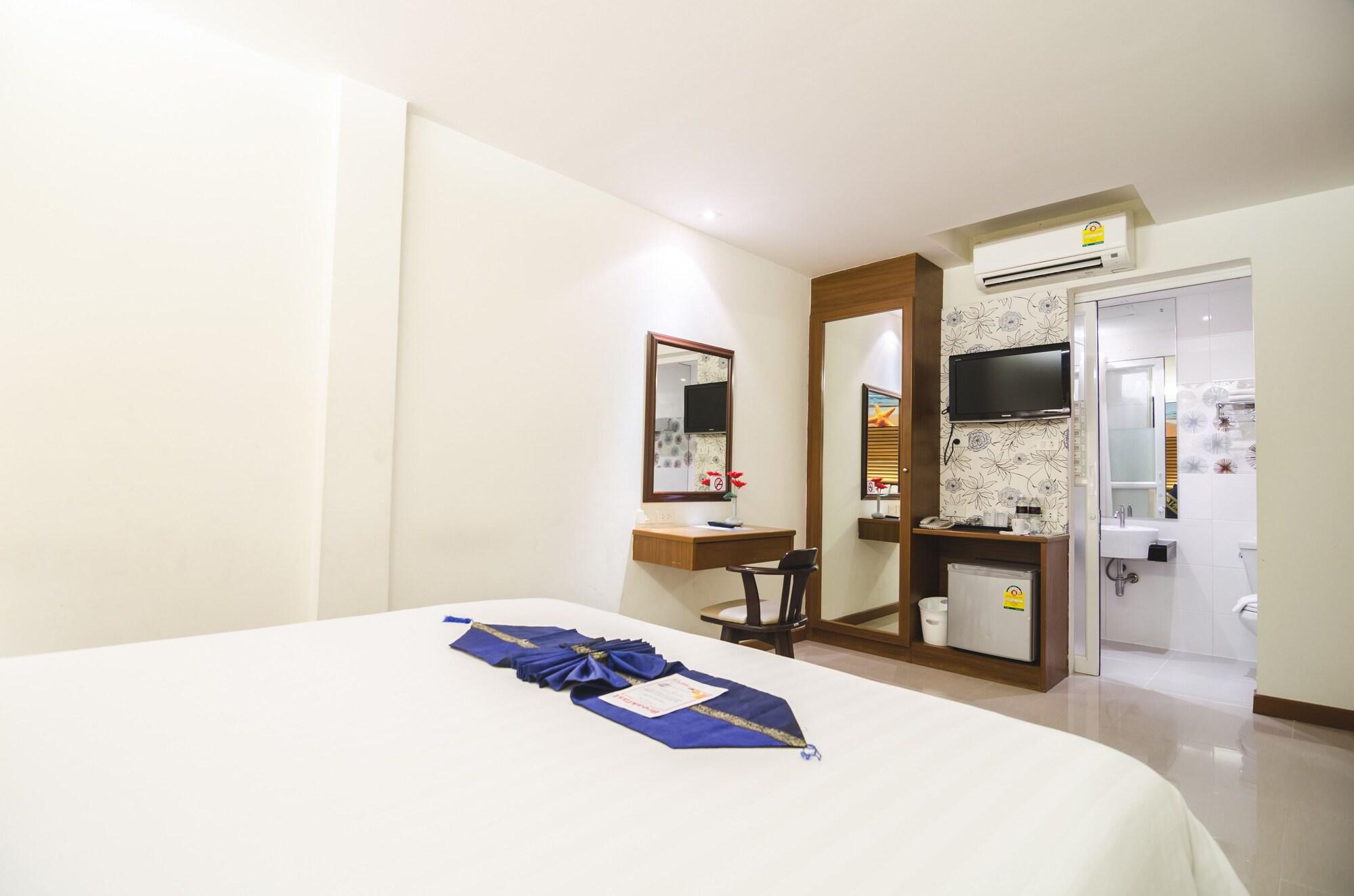 Patong Terrace Boutique Hotel Exterior photo